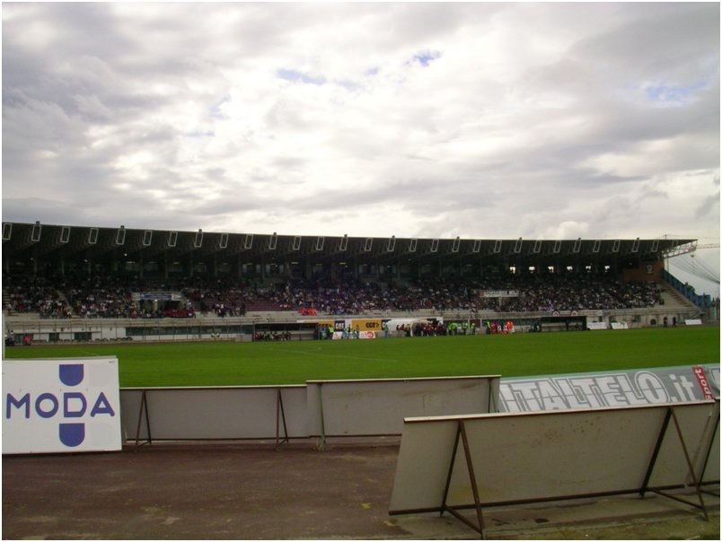 Arezzo - Crotone  10.10.2004 008